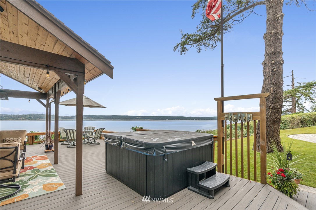 1409 Penn Cove Road Oak Harbor, WA 98277 - Photo 33 of 40 Gallery Image 33
