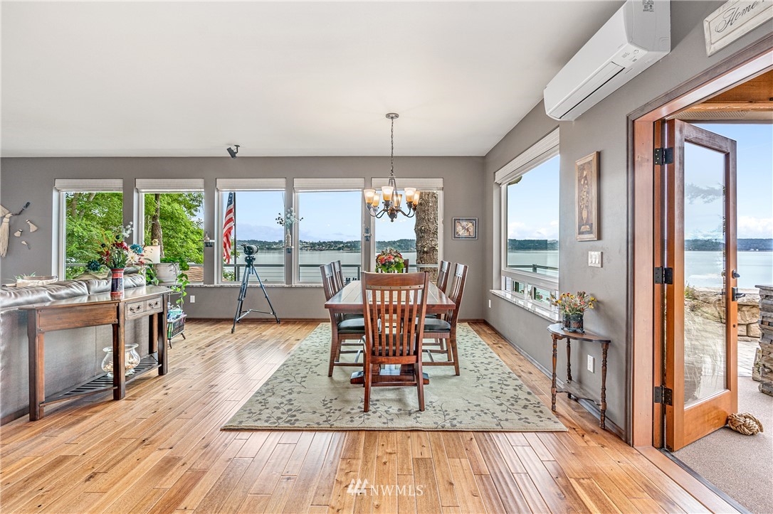 1409 Penn Cove Road Oak Harbor, WA 98277 - Photo 6 of 40 Gallery Image 6