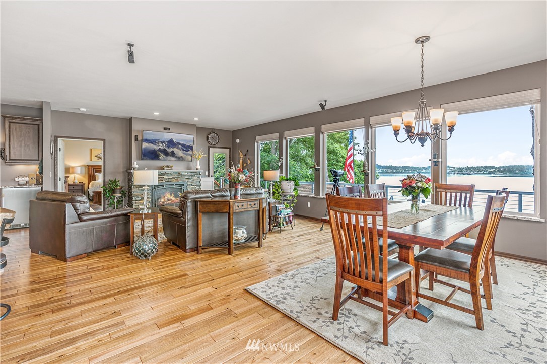 1409 Penn Cove Road Oak Harbor, WA 98277 - Photo 7 of 40 Gallery Image 7