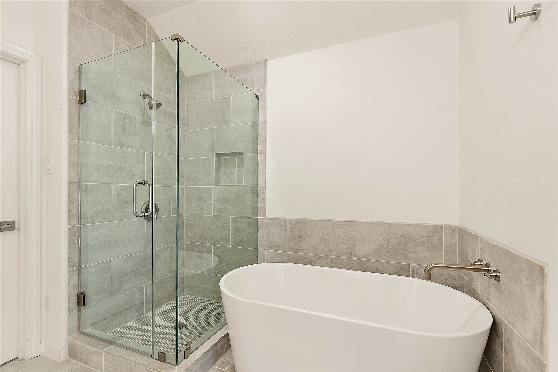 127 Ledgestone Place The Woodlands, TX 77382 - Photo 26 of 34