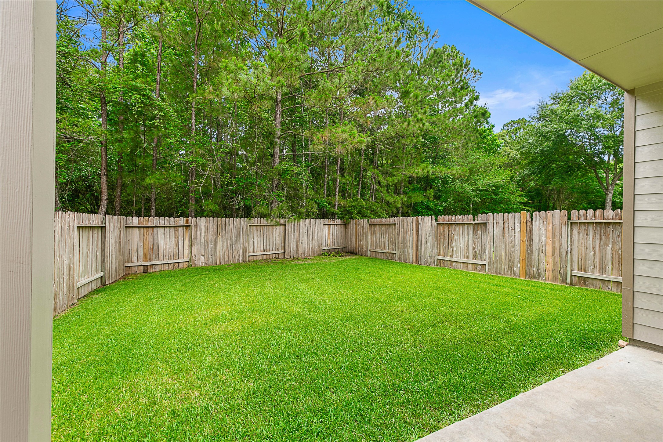 127 Ledgestone Place The Woodlands, TX 77382 - Photo 33 of 34