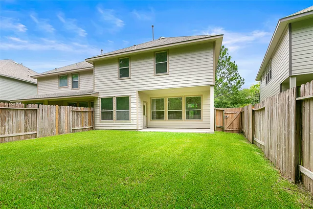 $2,500 | 127 Ledgestone Place, The Woodlands, TX 77382