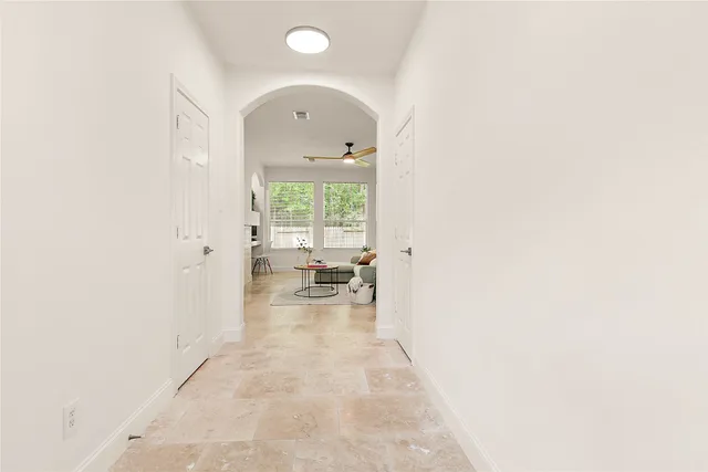 $2,500 | 127 Ledgestone Place, The Woodlands, TX 77382