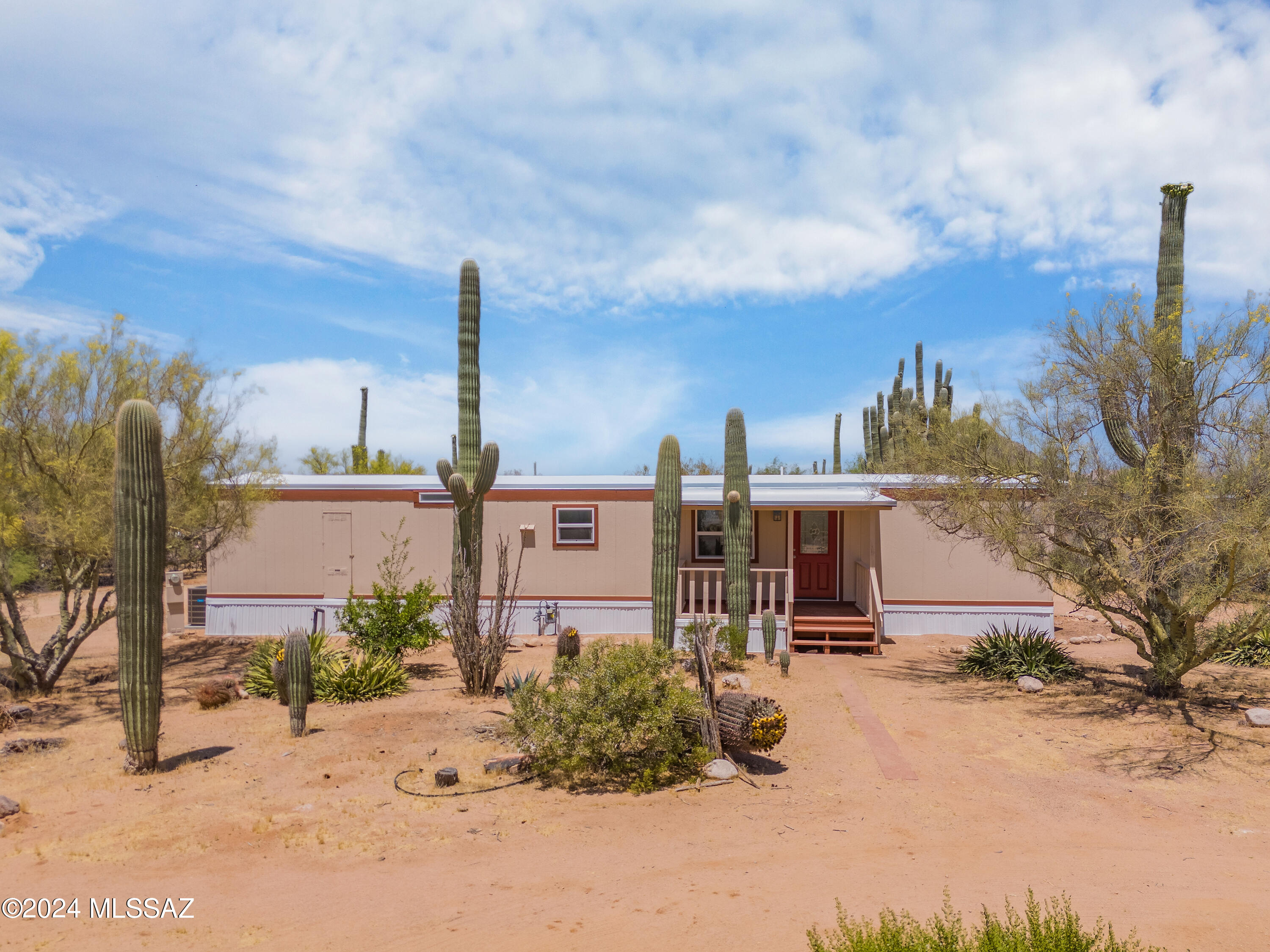 11510 West Ina Road Tucson, AZ 85743 - Photo 1 of 34 Gallery Image 1