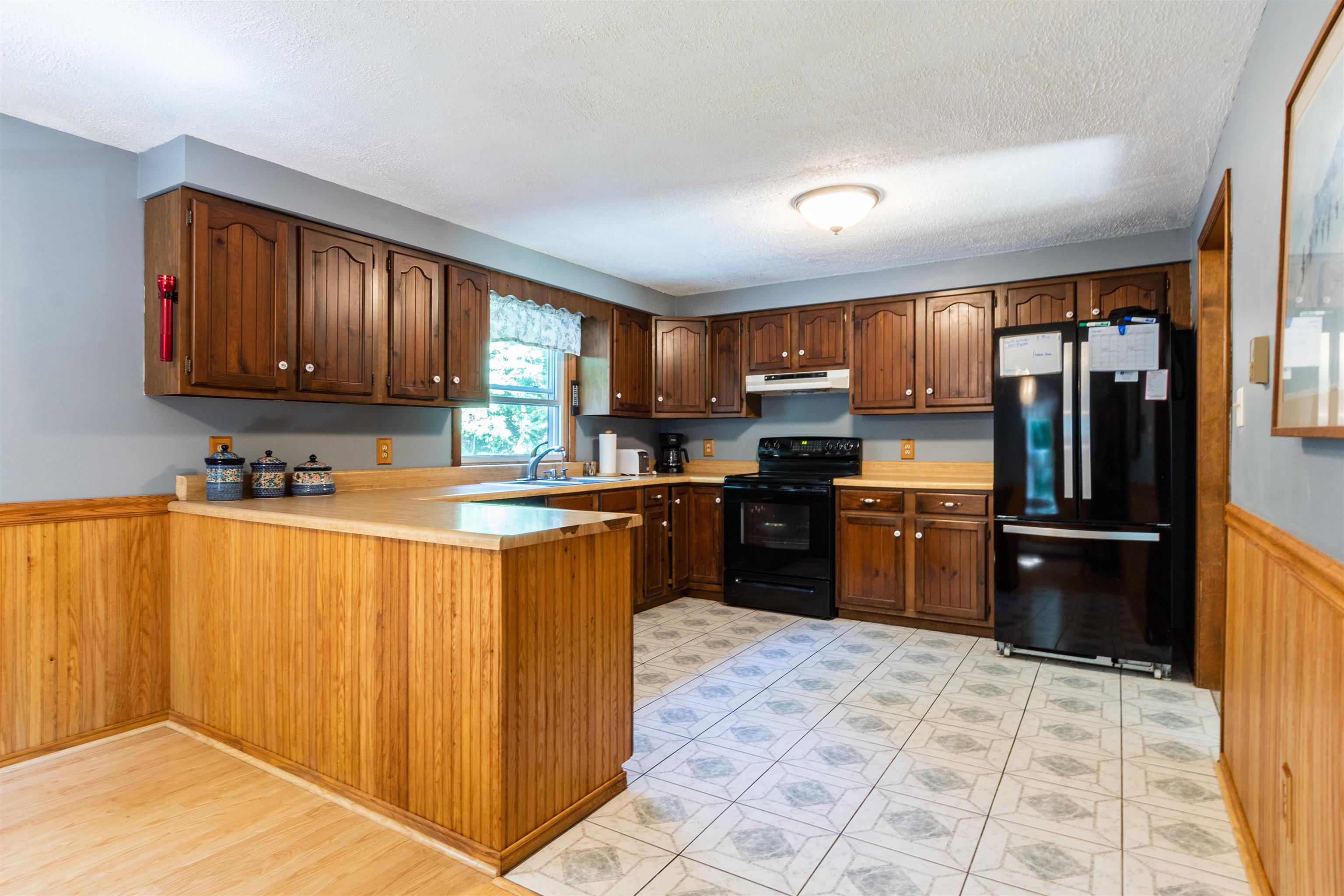 29 Pollard Road Goffstown, NH 03045 - Photo 10 of 36