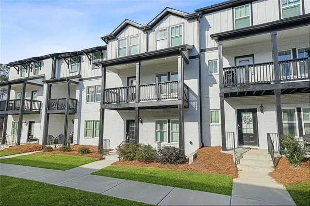 $499,900 | 6141 Ogeechee Road Southeast, Mableton, GA 30126