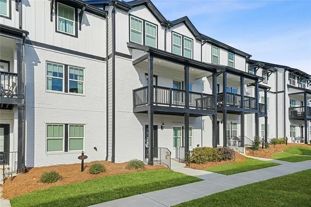 $499,900 | 6141 Ogeechee Road Southeast, Mableton, GA 30126