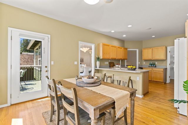 $1,400,000 | 6516 49th Avenue Southwest, Seattle, WA 98136