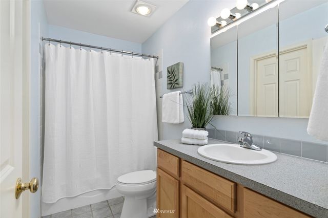 $1,400,000 | 6516 49th Avenue Southwest, Seattle, WA 98136