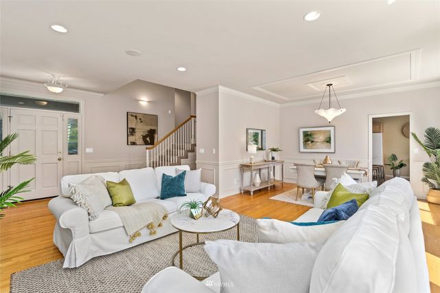 $1,400,000 | 6516 49th Avenue Southwest, Seattle, WA 98136