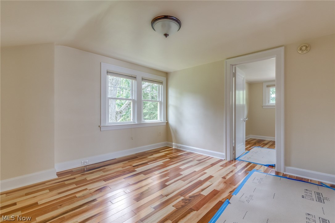 1161 Argonne Road Cleveland, OH 44121 - Photo 18 of 31 Gallery Image 18