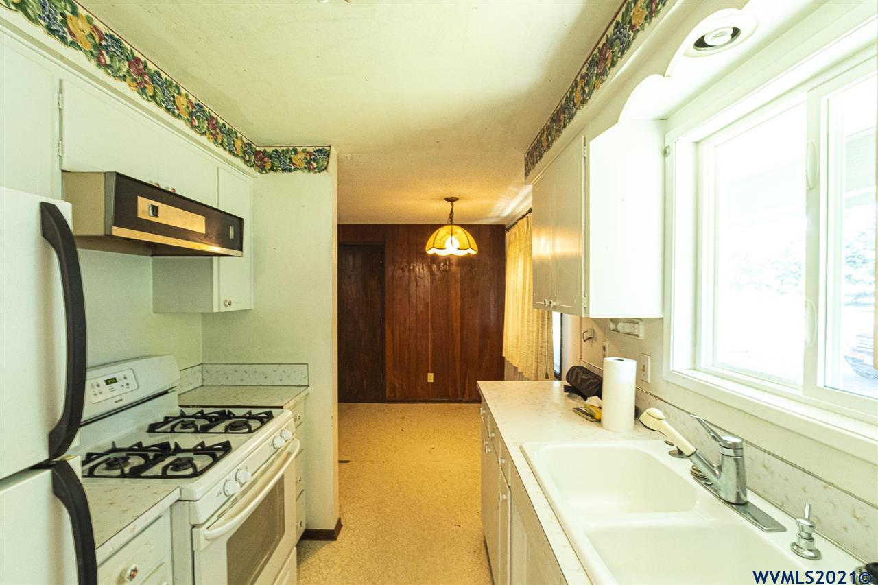 2507 Grand Prairie Road Southeast Albany, OR 97322 - Photo 2 of 14 Gallery Image 2