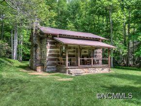 139 Dye Leaf Road Fairview, NC 28730 - Photo 1 of 24 Gallery Image 1