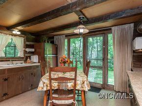 139 Dye Leaf Road Fairview, NC 28730 - Photo 7 of 24 Gallery Image 7