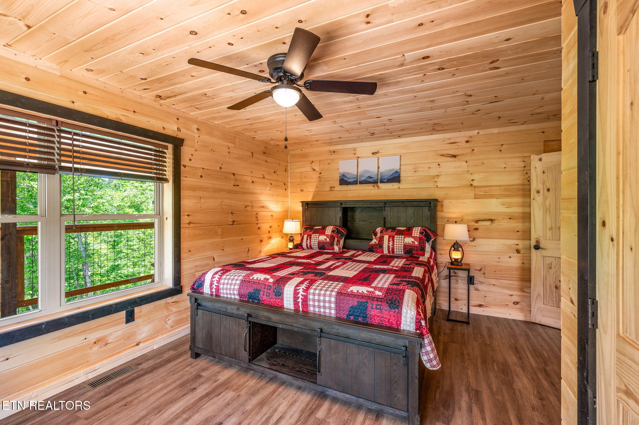 623 Dutch Way Pigeon Forge, TN 37862 - Photo 35 of 54 66-web-or-mls-IMG_2546