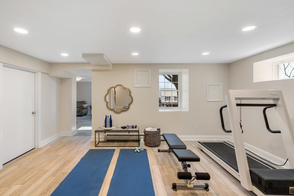 67 Cutter Hill Road Arlington, MA 02474 - Photo 16 of 21
