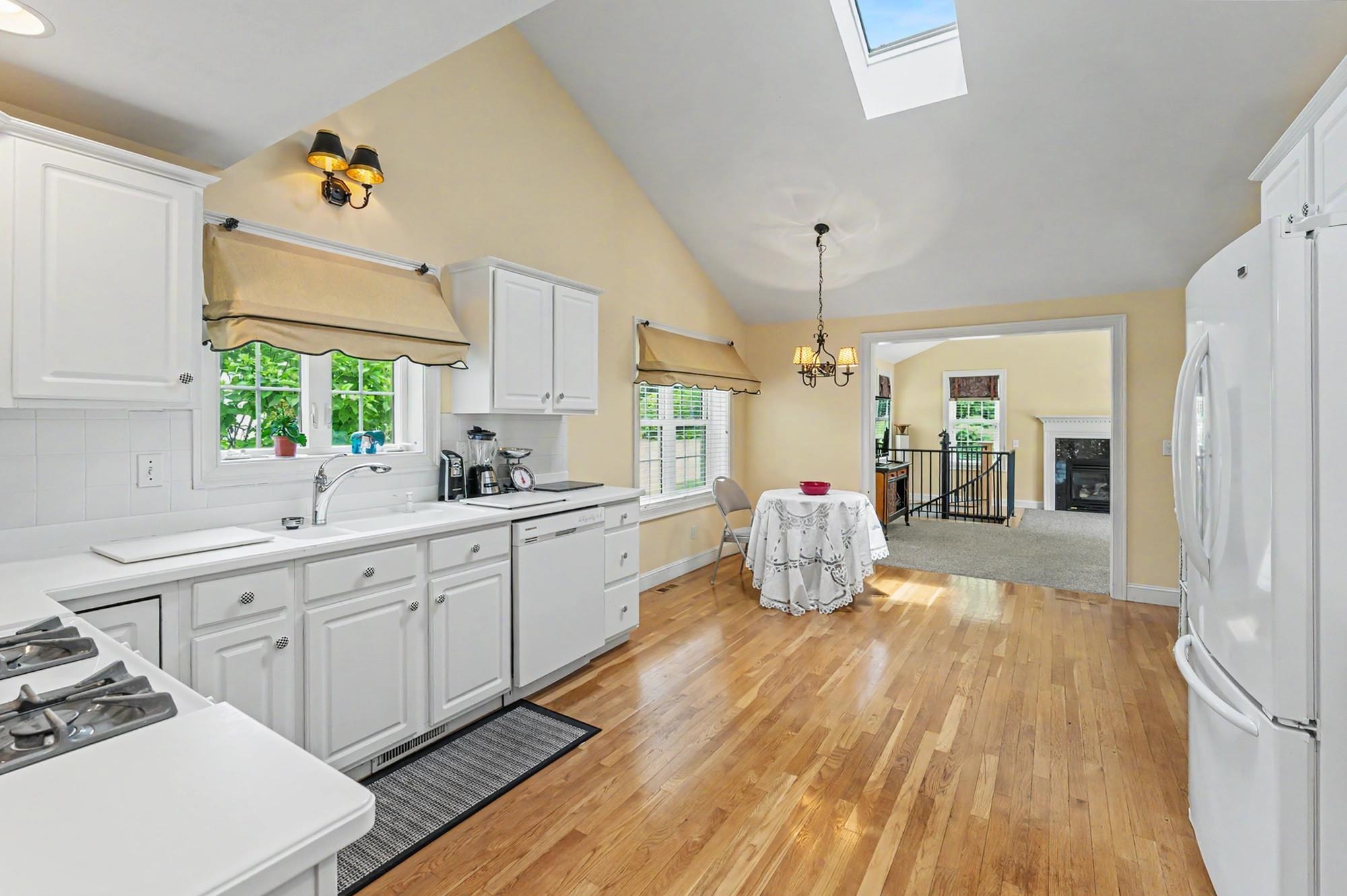 4 Hampton Meadows Hampton, NH 03842 - Photo 17 of 60