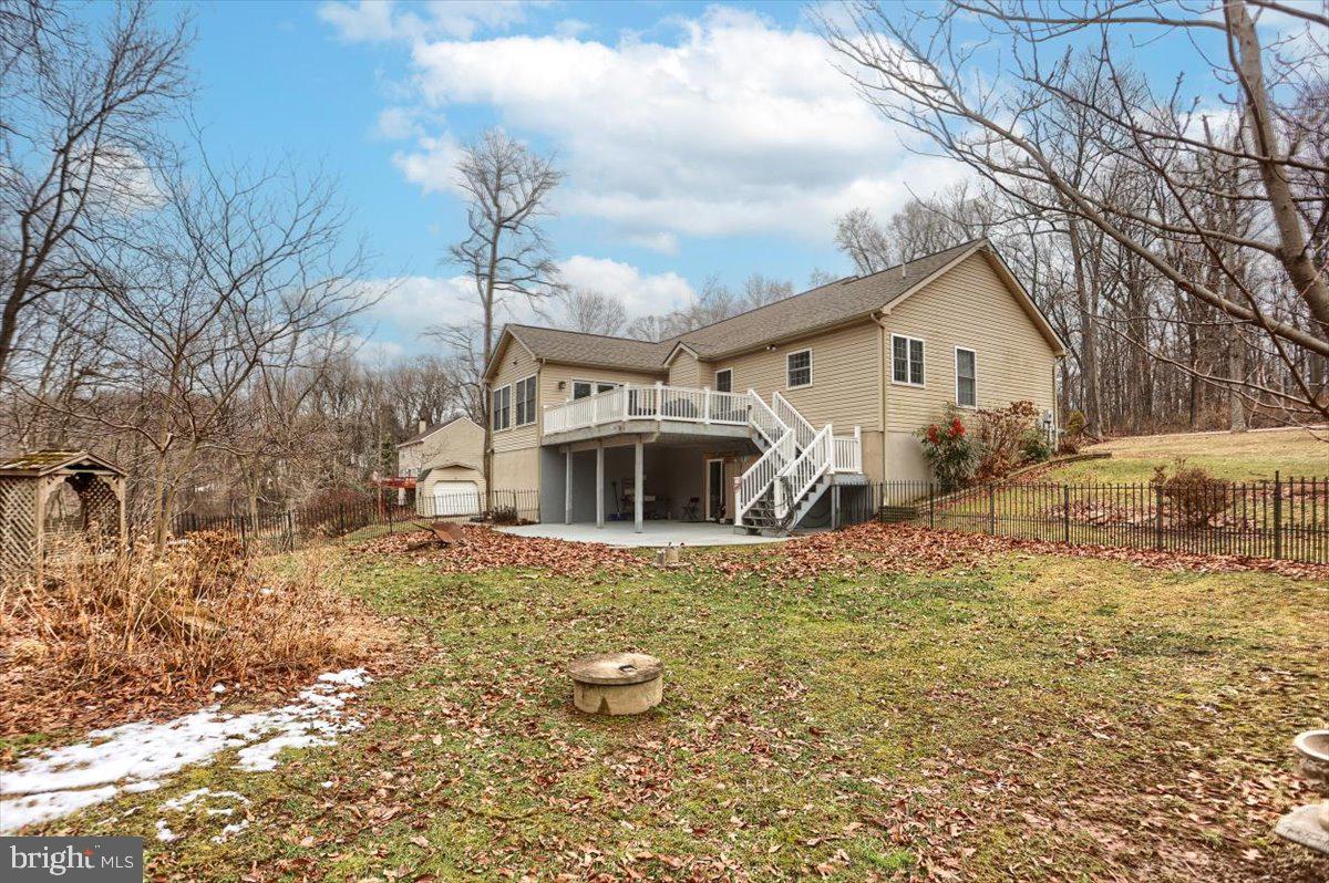 7666 Hickory Road Stewartstown, PA 17363 - Photo 45 of 57 Gallery Image 45