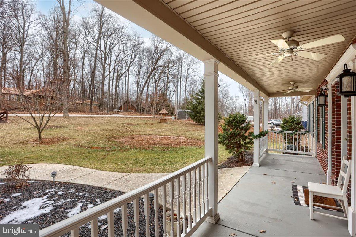 7666 Hickory Road Stewartstown, PA 17363 - Photo 5 of 57 Gallery Image 5