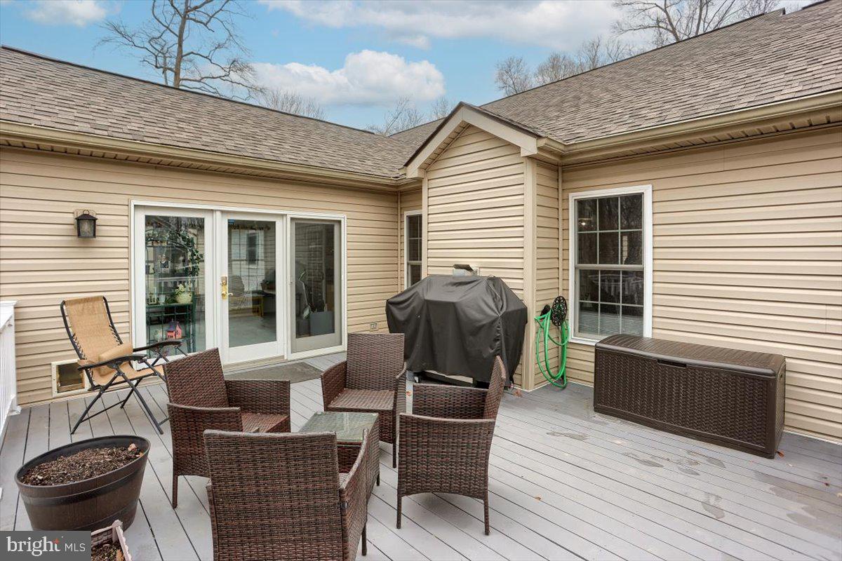 7666 Hickory Road Stewartstown, PA 17363 - Photo 53 of 57 Gallery Image 53