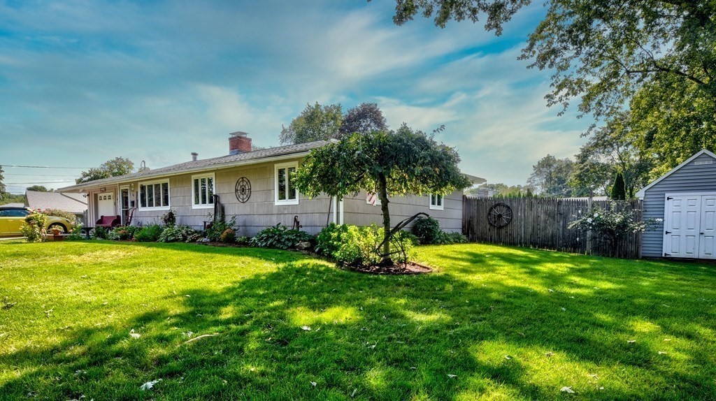 26 Rosslare Road Framingham, MA 01701 - Photo 2 of 29 Gallery Image 2