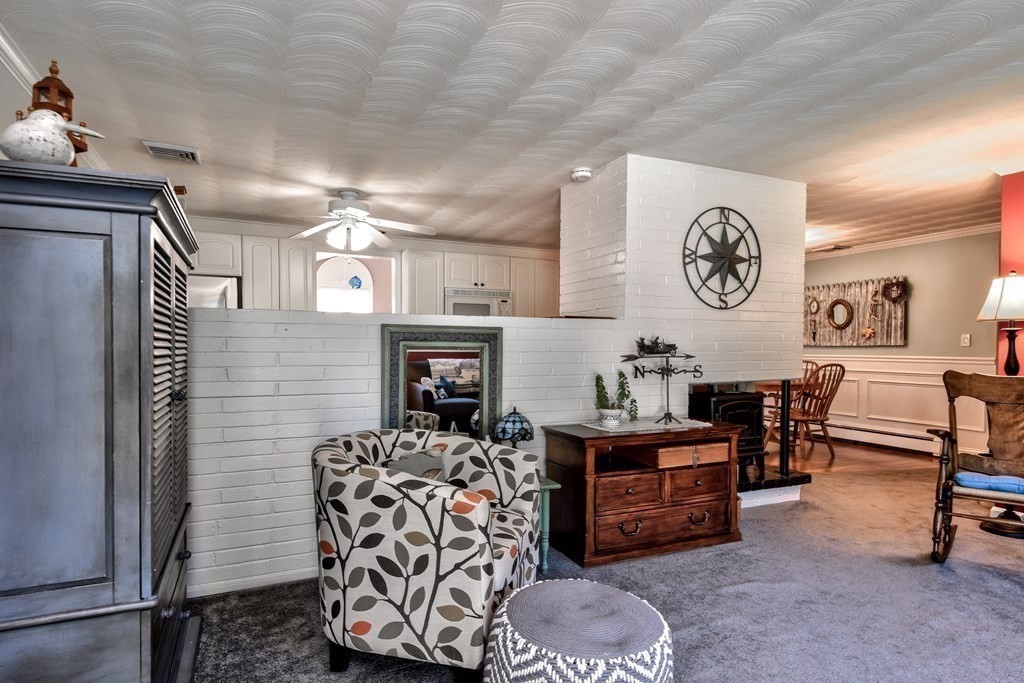 26 Rosslare Road Framingham, MA 01701 - Photo 5 of 29 Gallery Image 5