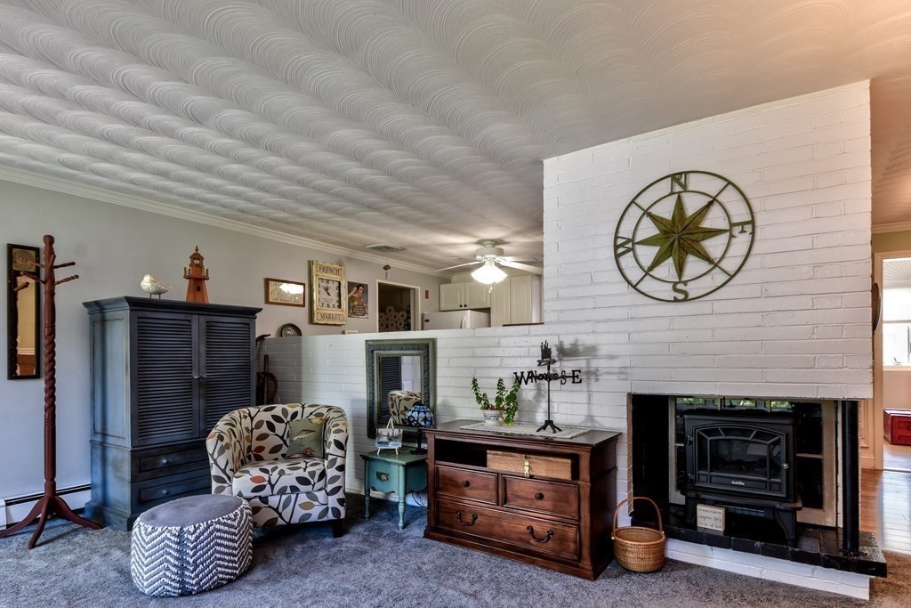26 Rosslare Road Framingham, MA 01701 - Photo 6 of 29 Gallery Image 6