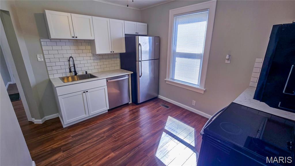 4706 Tesson Street St. Louis, MO 63116 - Photo 11 of 20