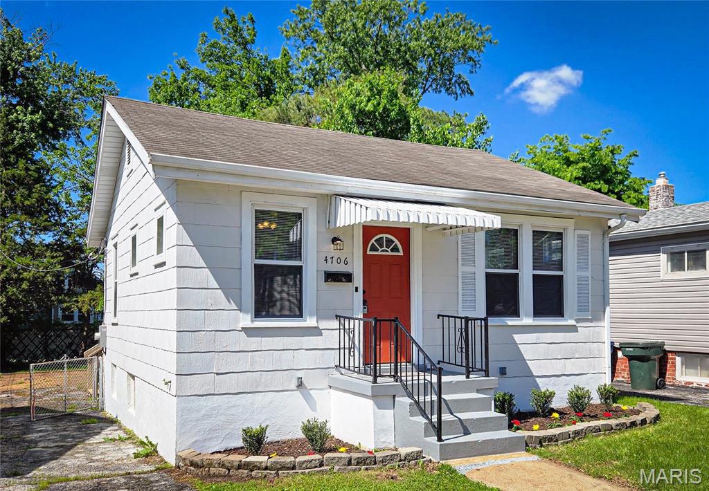 4706 Tesson Street St. Louis, MO 63116 - Photo 2 of 20