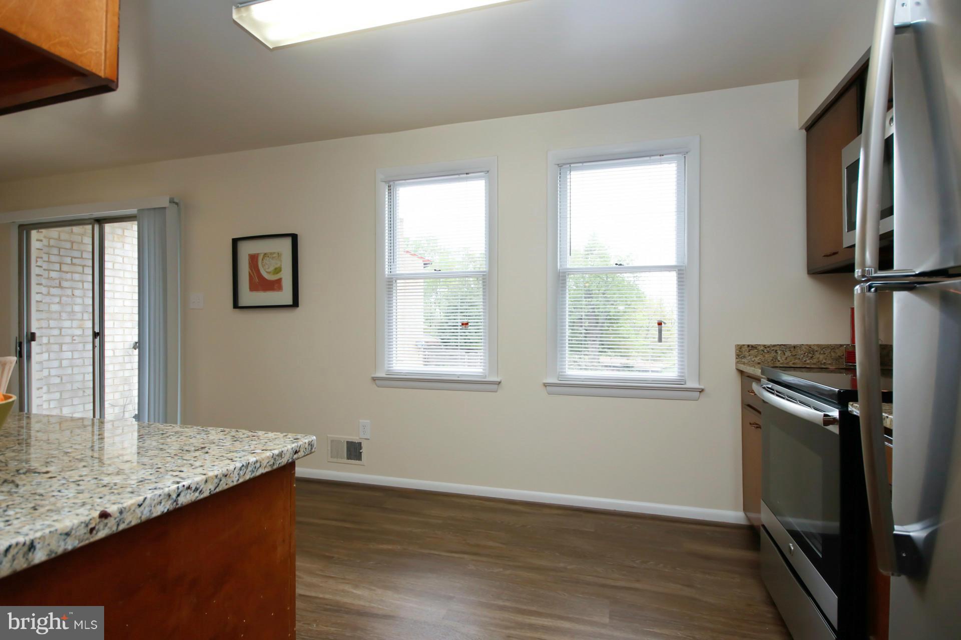 2120 Military Road Arlington, VA 22207 - Photo 13 of 30 Kitchen