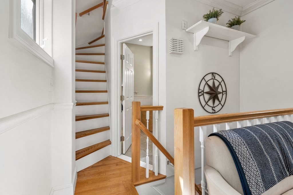 9 R Salem St Avenue Boston, MA 02129 - Photo 18 of 27