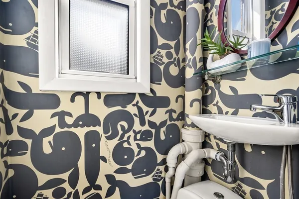 $5,250 | 9 R Salem St Avenue, Boston, MA 02129