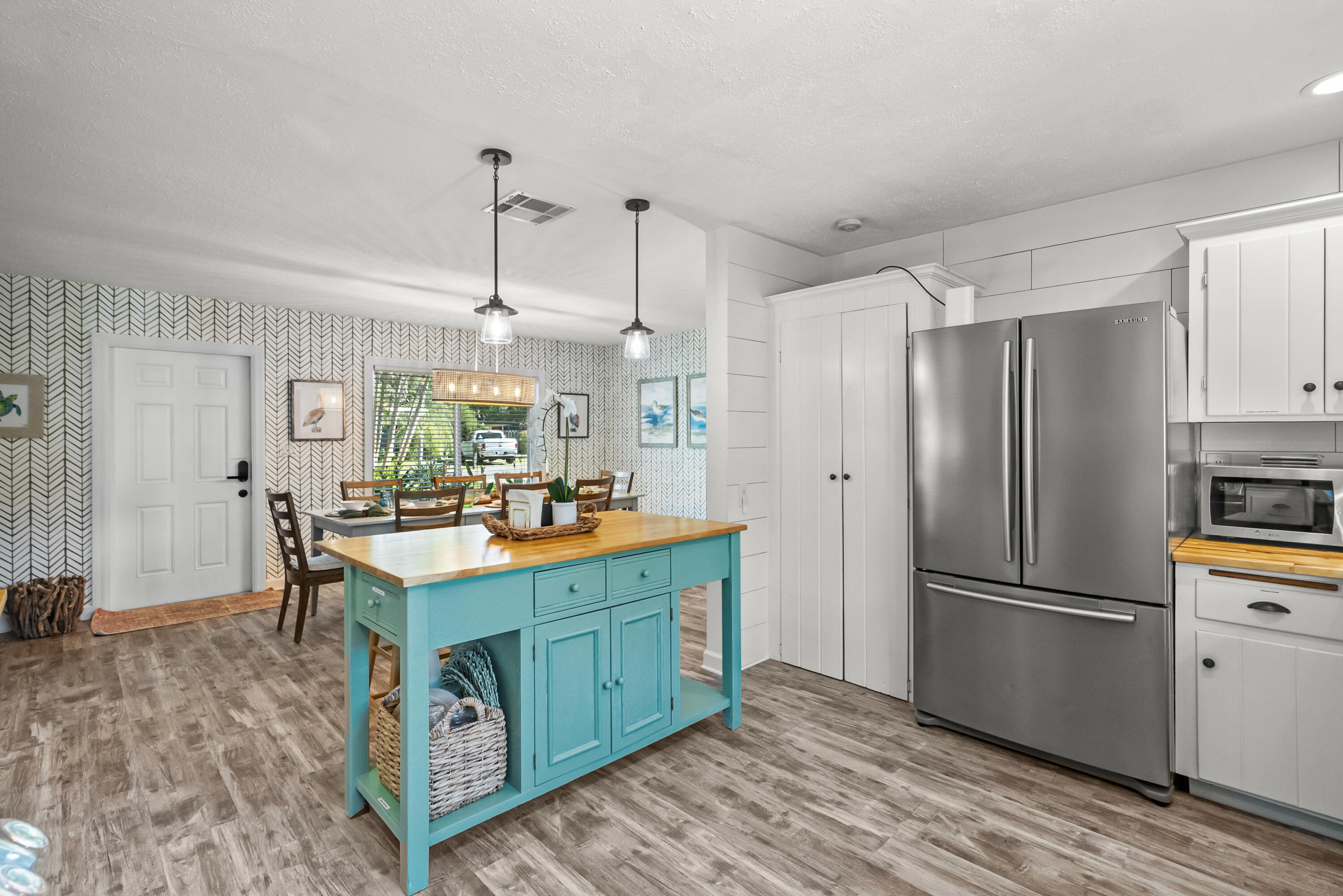 802 Southeast Stafford Drive Stuart, FL 34996 - Photo 14 of 39 DSC01348 - Copy