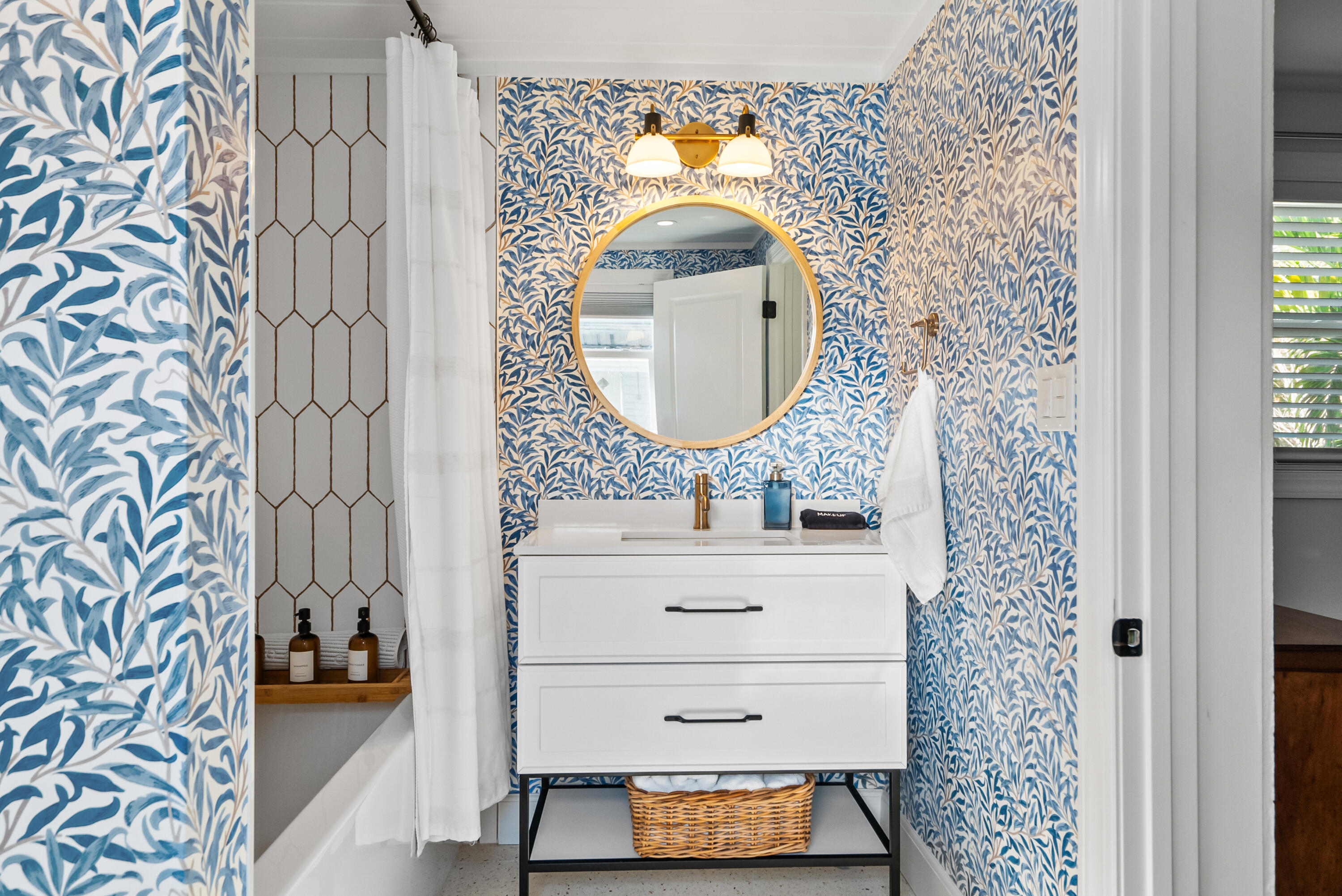 802 Southeast Stafford Drive Stuart, FL 34996 - Photo 23 of 39 DSC01253 - Copy