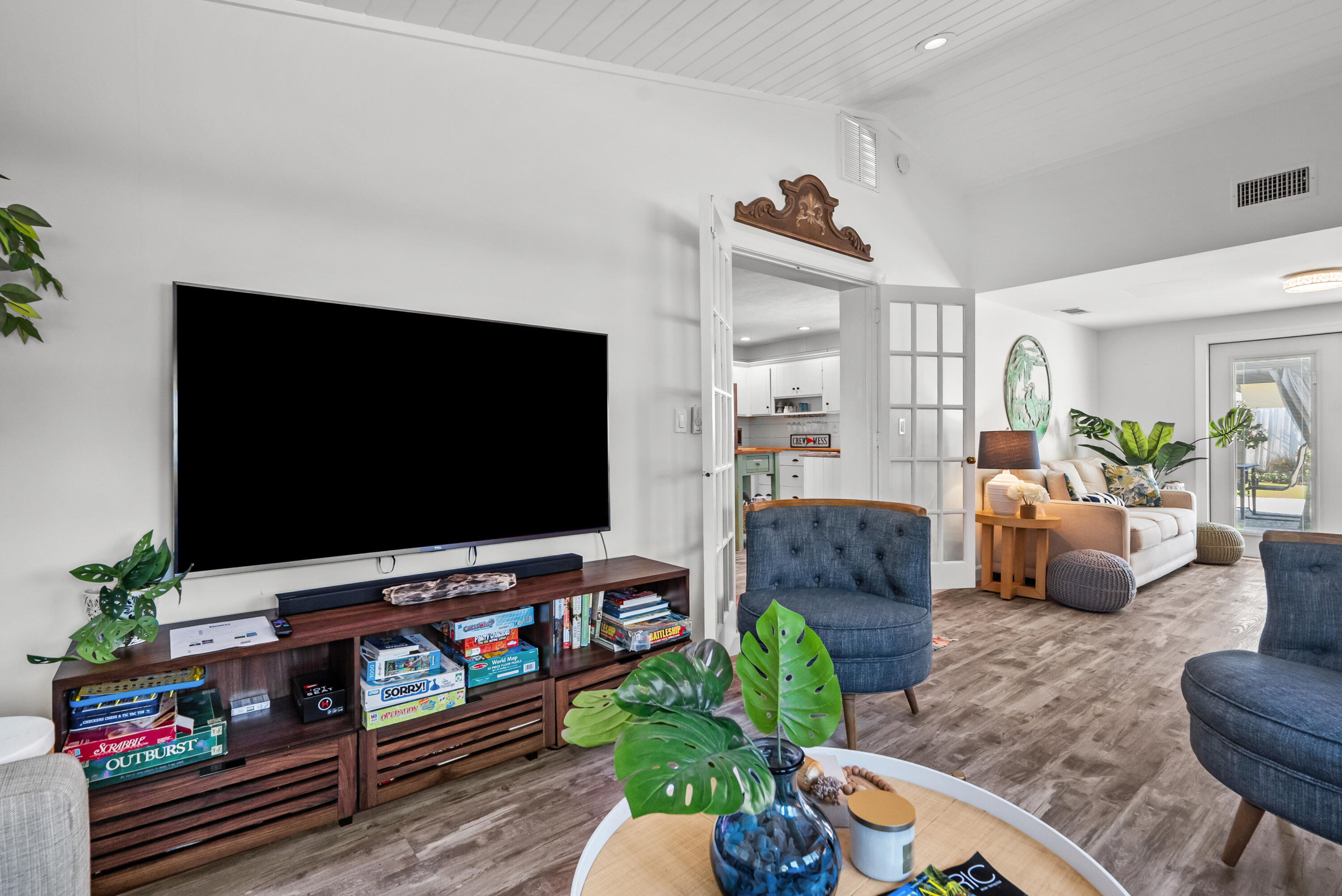 802 Southeast Stafford Drive Stuart, FL 34996 - Photo 9 of 39 DSC01278 - Copy