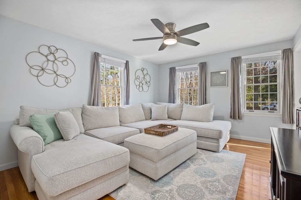 154 Booth Hill Road Scituate, MA 02066 - Photo 12 of 41 Gallery Image 12