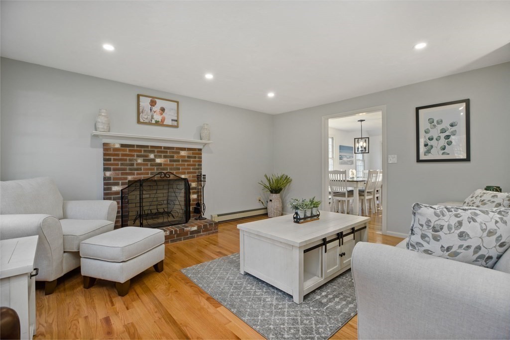 154 Booth Hill Road Scituate, MA 02066 - Photo 18 of 41 Gallery Image 18
