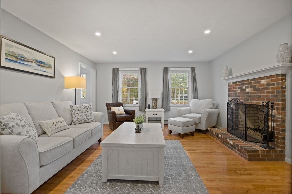 154 Booth Hill Road Scituate, MA 02066 - Photo 19 of 41 Gallery Image 19