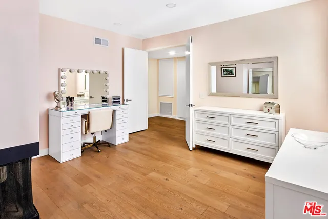 $1,749,000 | 2467 Century Hill, Los Angeles, CA 90067