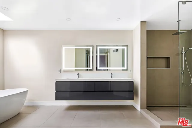 $1,749,000 | 2467 Century Hill, Los Angeles, CA 90067