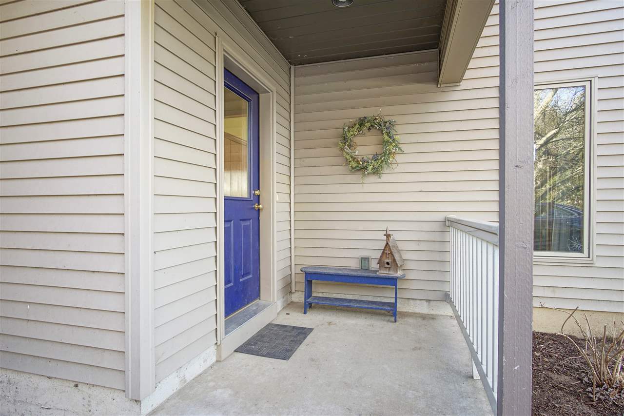 17604 Devall Road Spencerville, IN 46788 - Photo 2 of 36