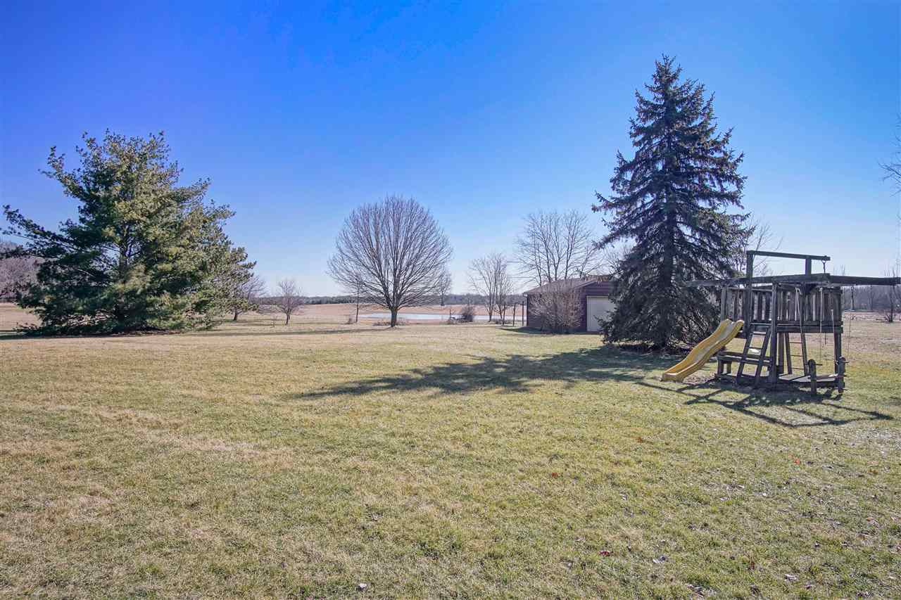 17604 Devall Road Spencerville, IN 46788 - Photo 7 of 36