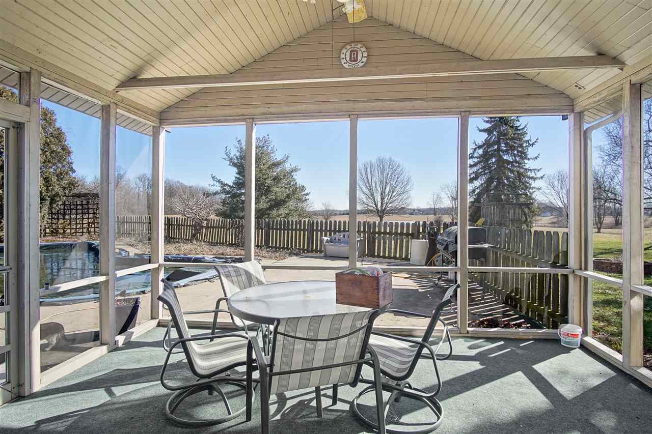 17604 Devall Road Spencerville, IN 46788 - Photo 10 of 36