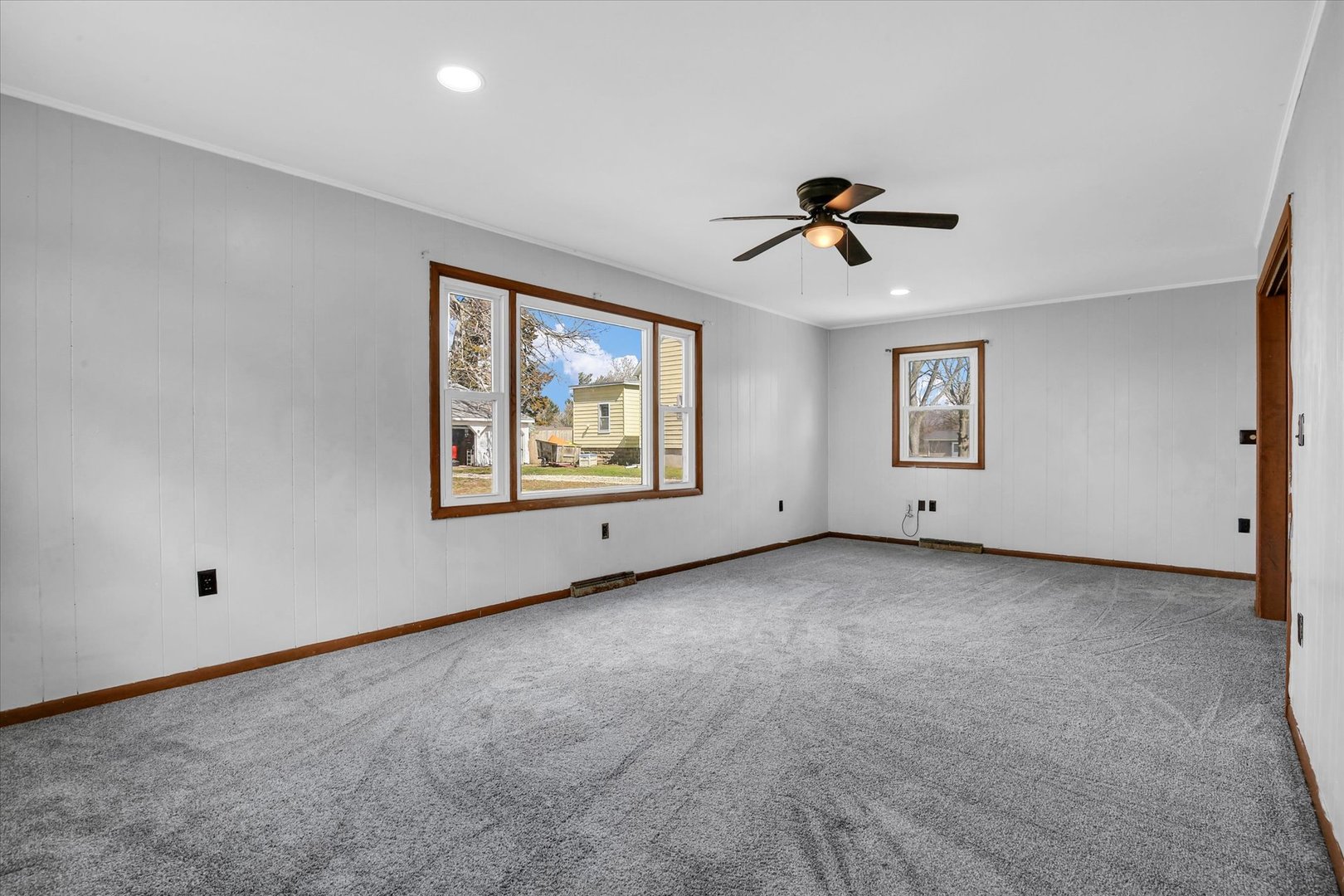 341 West Spruce Street Paxton, IL 60957 - Photo 15 of 33