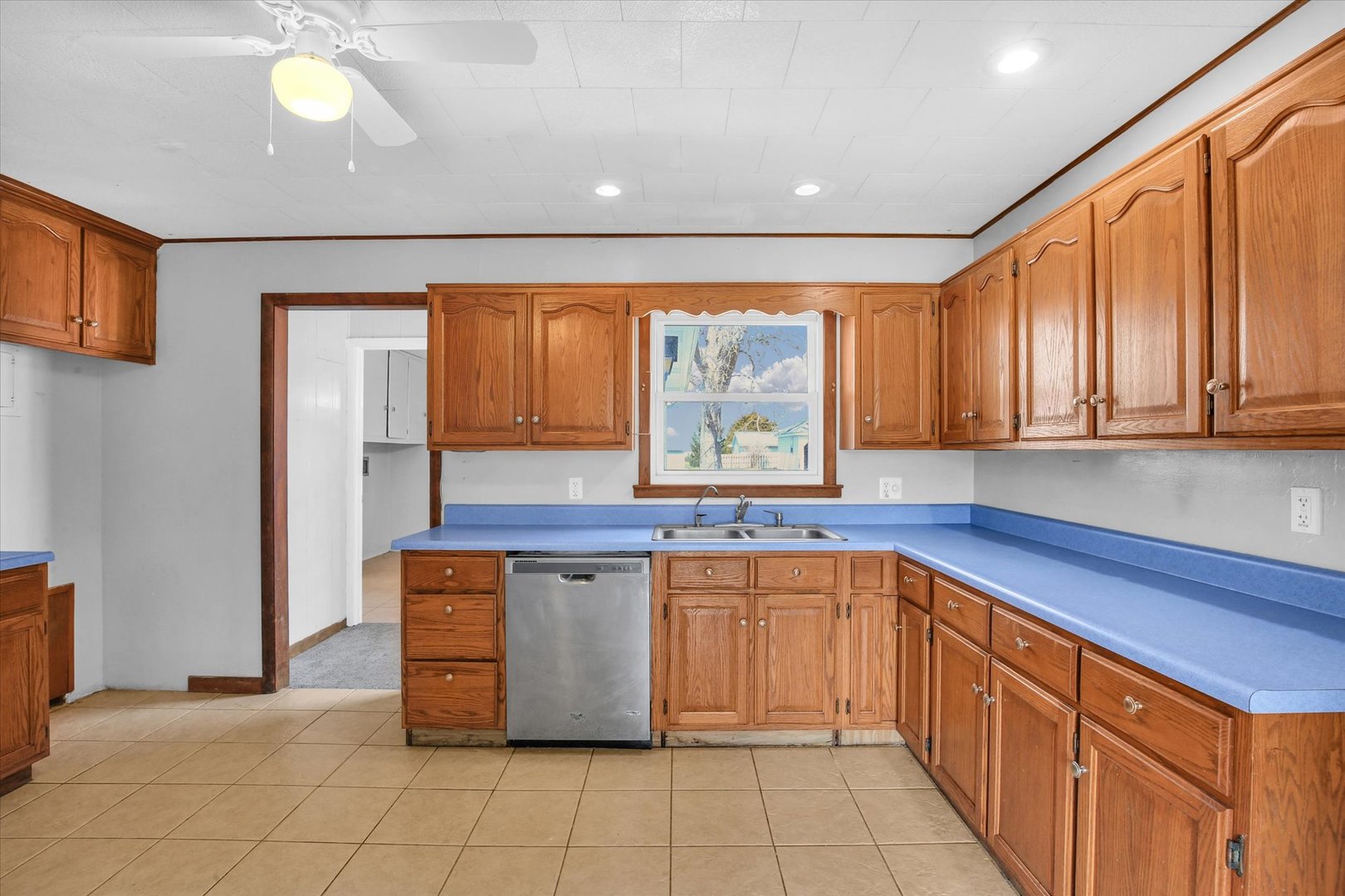 341 West Spruce Street Paxton, IL 60957 - Photo 10 of 33