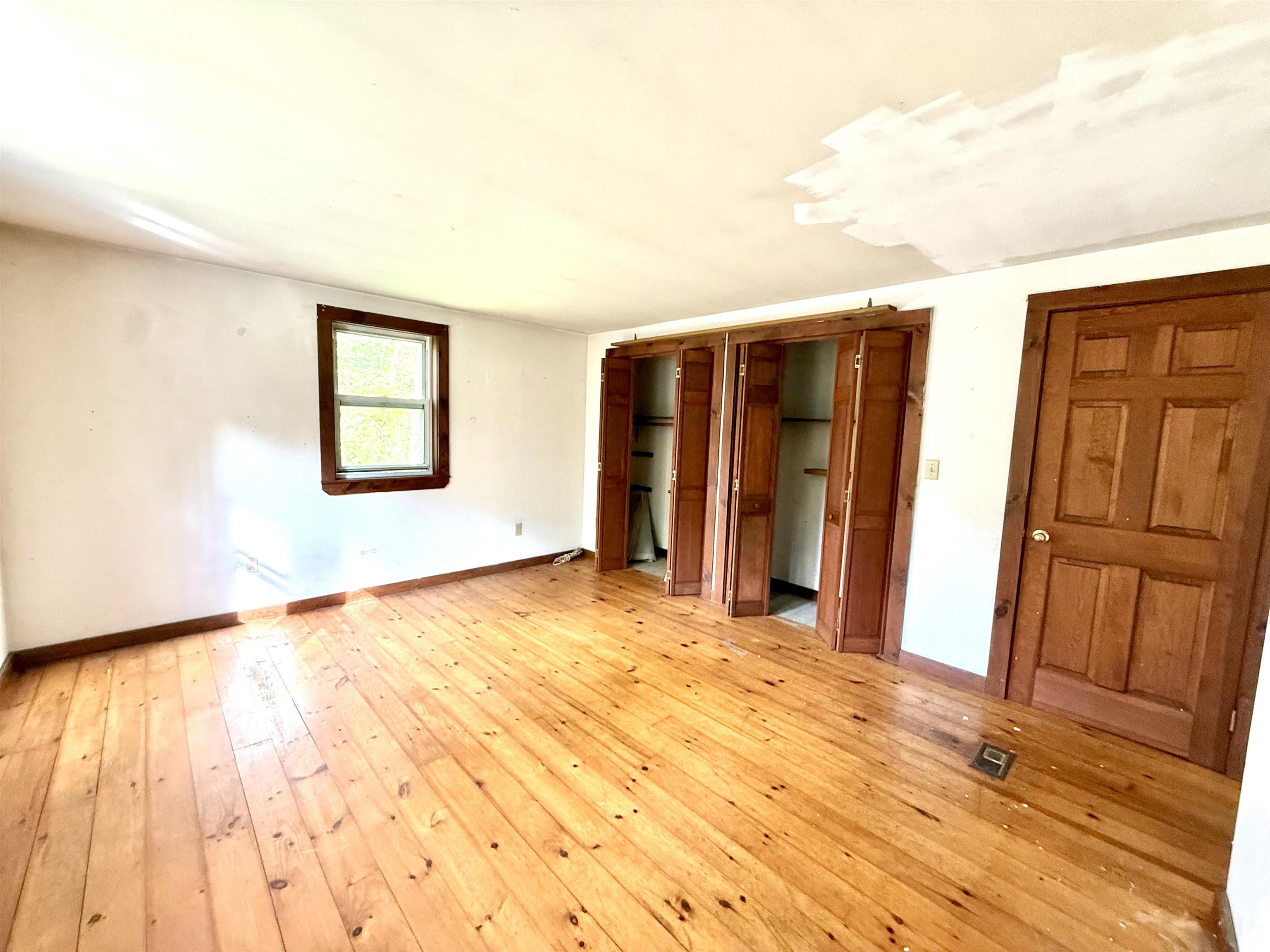 3537 Popple Dungeon Road Chester, VT 05143 - Photo 10 of 22 Gallery Image 10