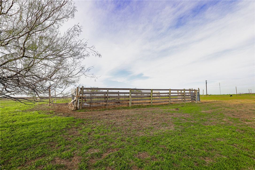 291 Lcr 644 Thornton, TX 76687 - Photo 44 of 51 a view of a water with an outdoor space