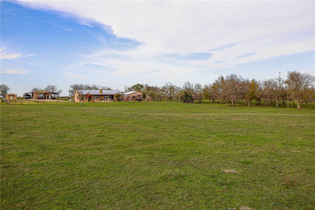 291 Lcr 644 Thornton, TX 76687 - Photo 47 of 51 a view of a ocean with a building in the background