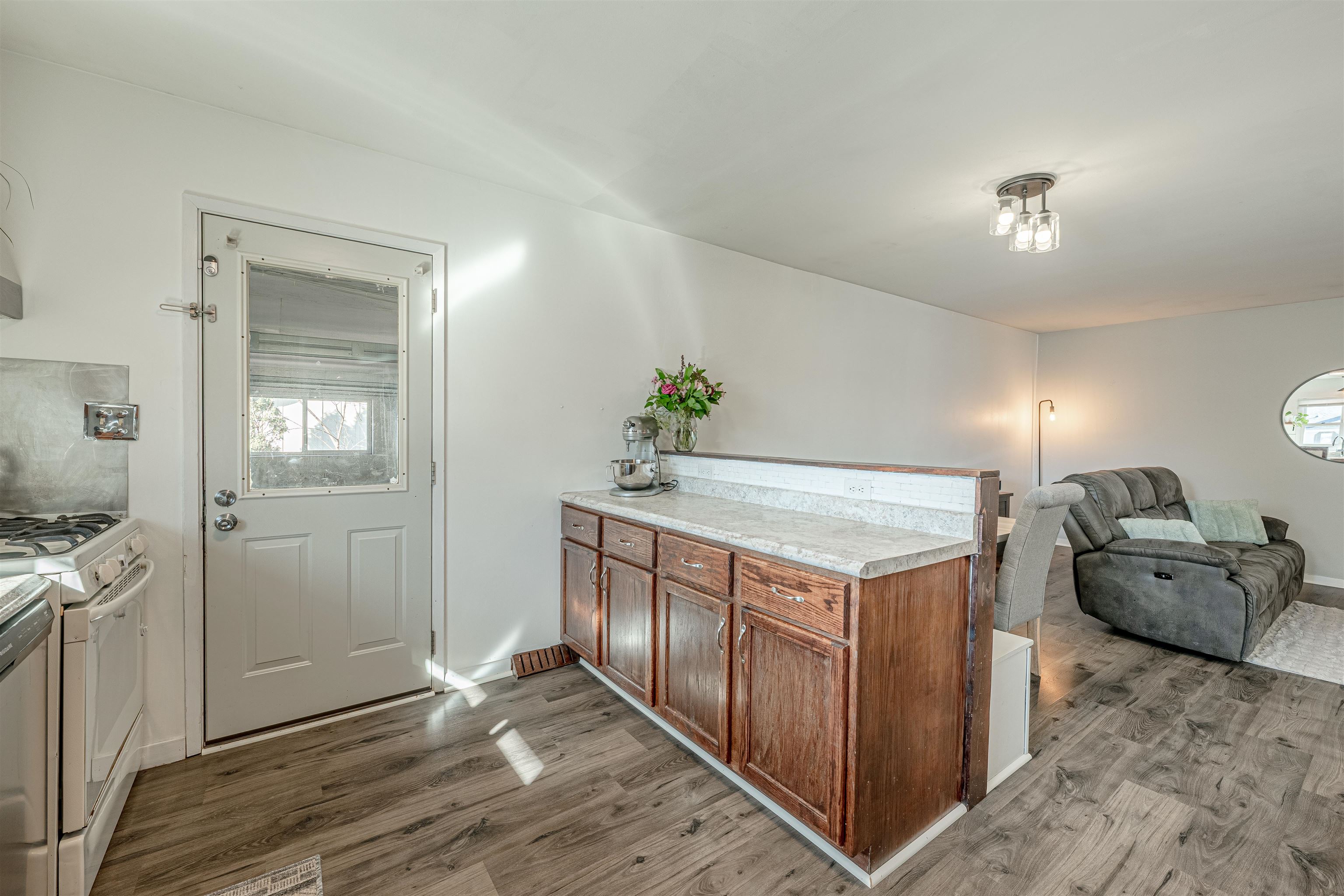 906 Chicory Way Sun Prairie, WI 53590 - Photo 6 of 22