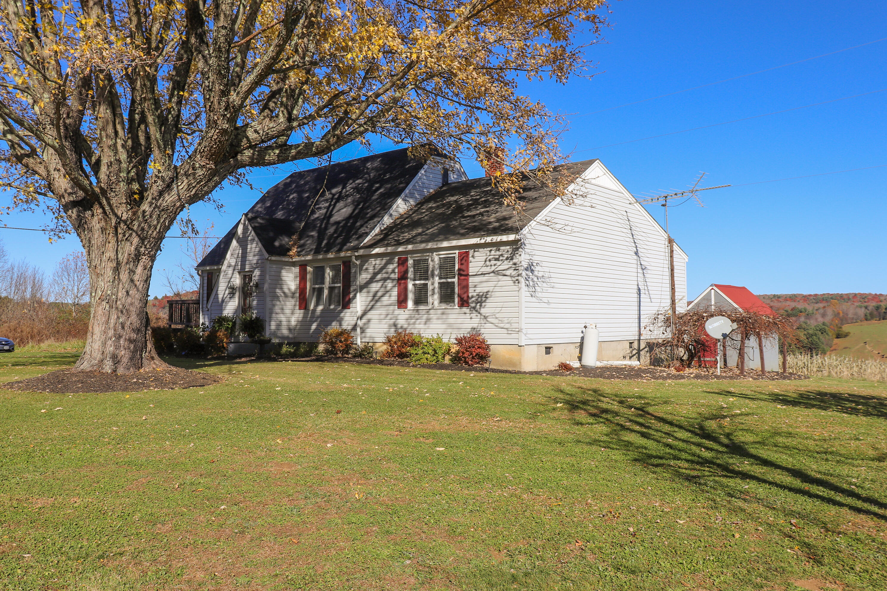 2663 Bethlehem Church Road Northeast Pilot, VA 24138 - Photo 3 of 24